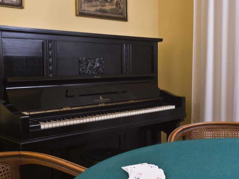Vittoria 5* Pesaro